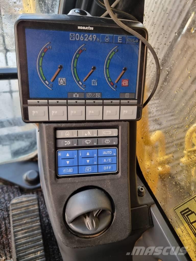 Komatsu PC 210-8 Excavadoras sobre orugas