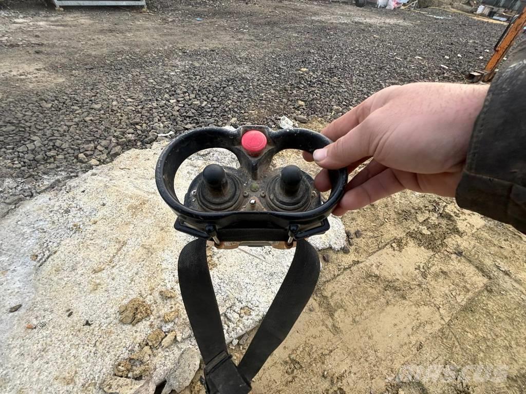 Condecta Euro 310/33 Grúas torre