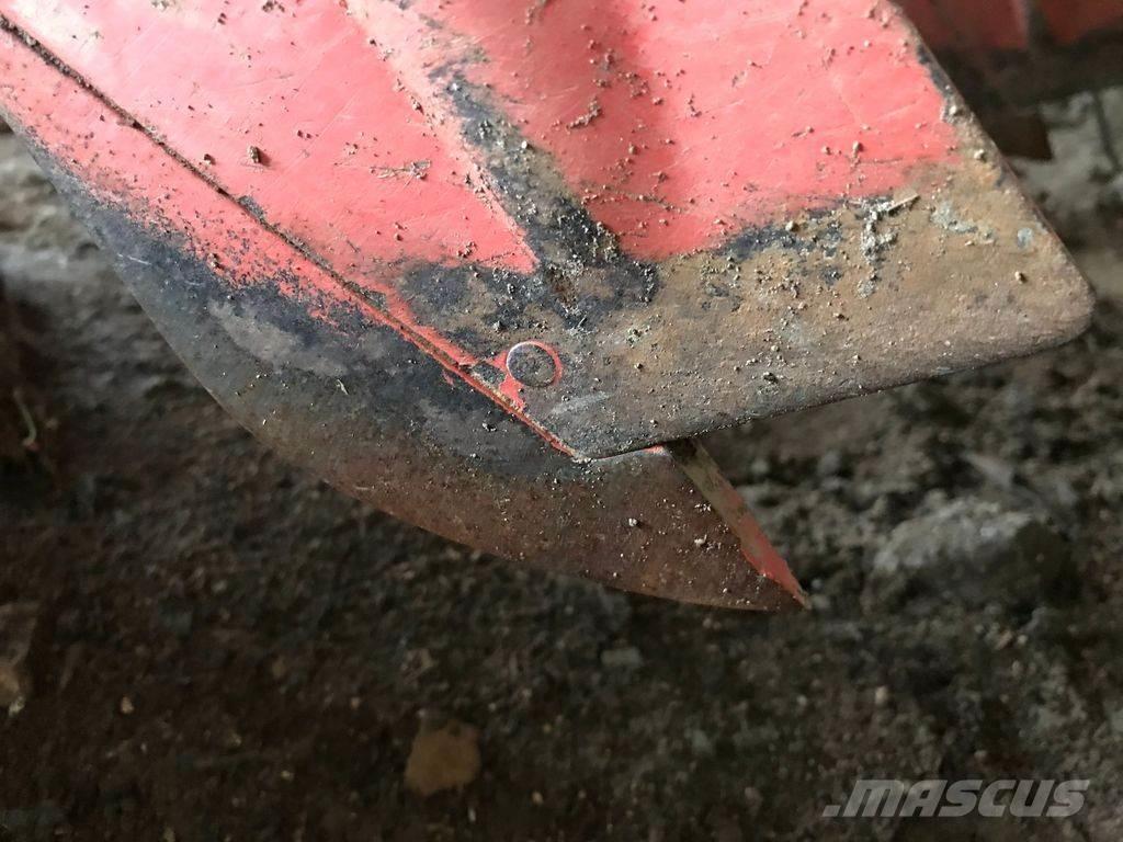 Kuhn BS 300 Taladros