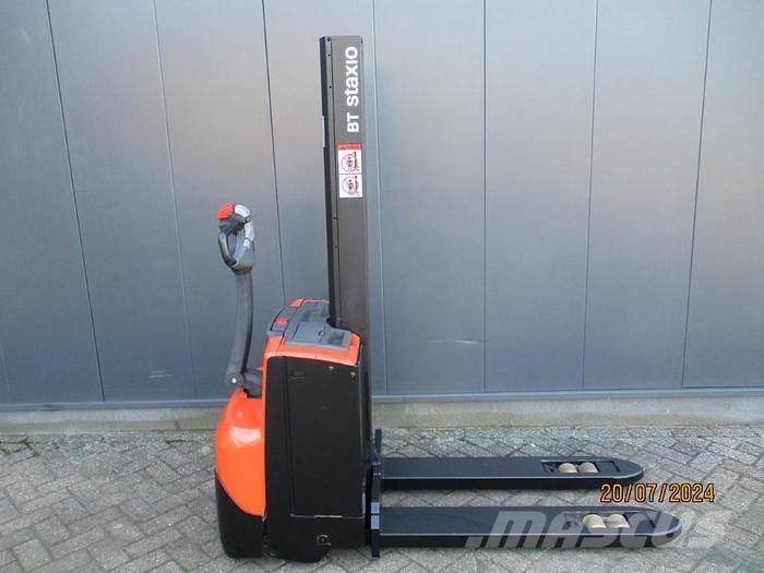 BT SWE 080L Montacargas manual