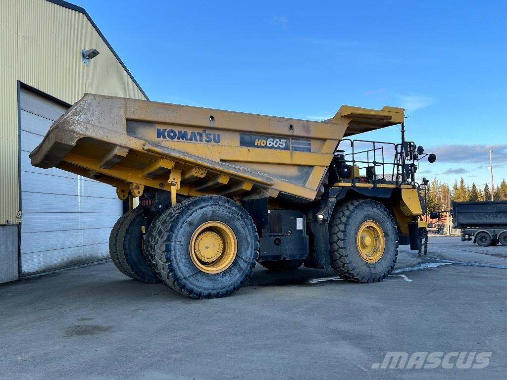 Komatsu 605-8 Camiones de volteo rigidos