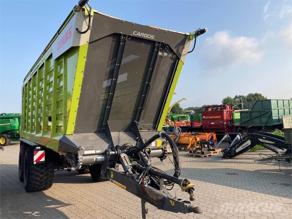 CLAAS Cargos 750 Maquinaria de elevación y colocación