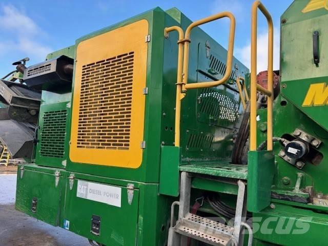 McCloskey J40 V2 Trituradoras móviles