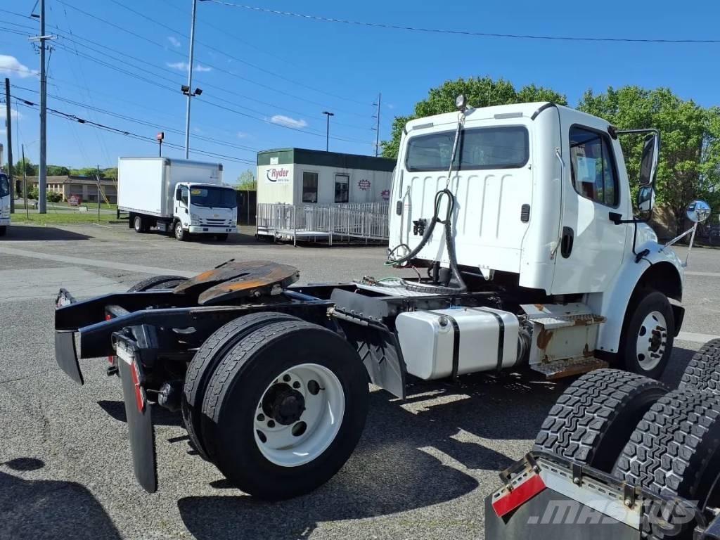 Freightliner M2 106 Camiones tractor