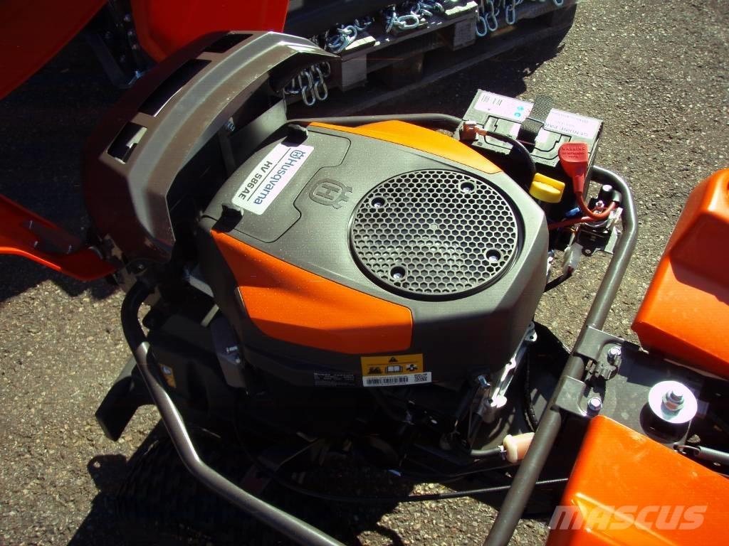 Husqvarna R 214 TC Tractores corta-césped