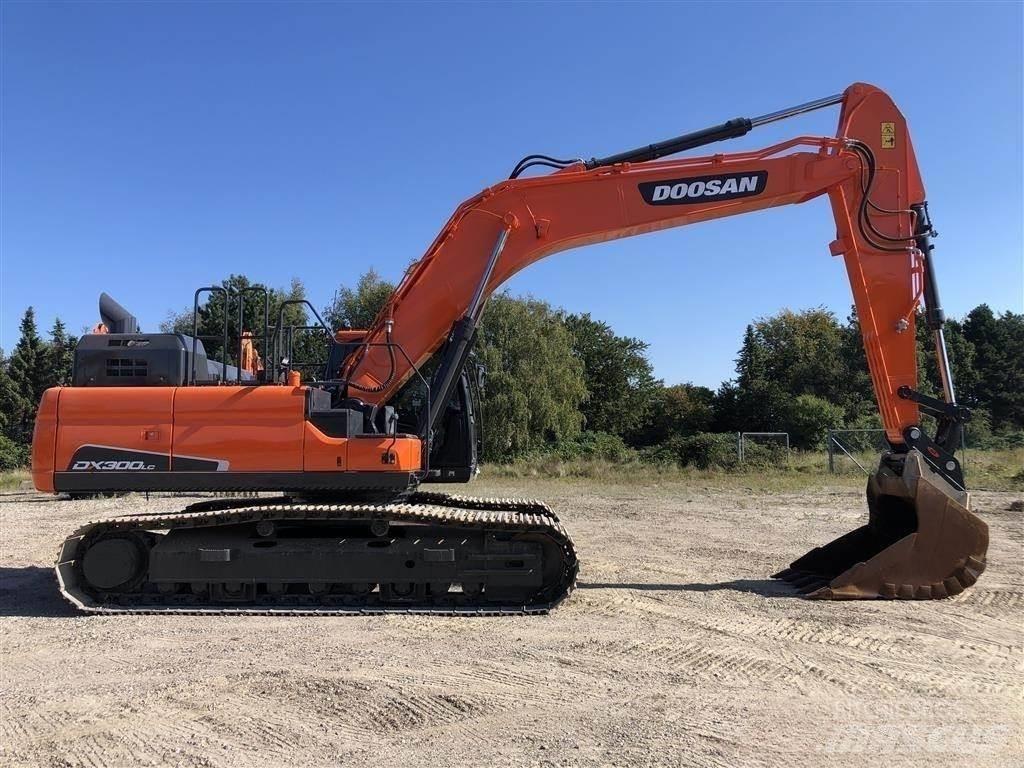 Doosan dx300 Excavadoras sobre orugas