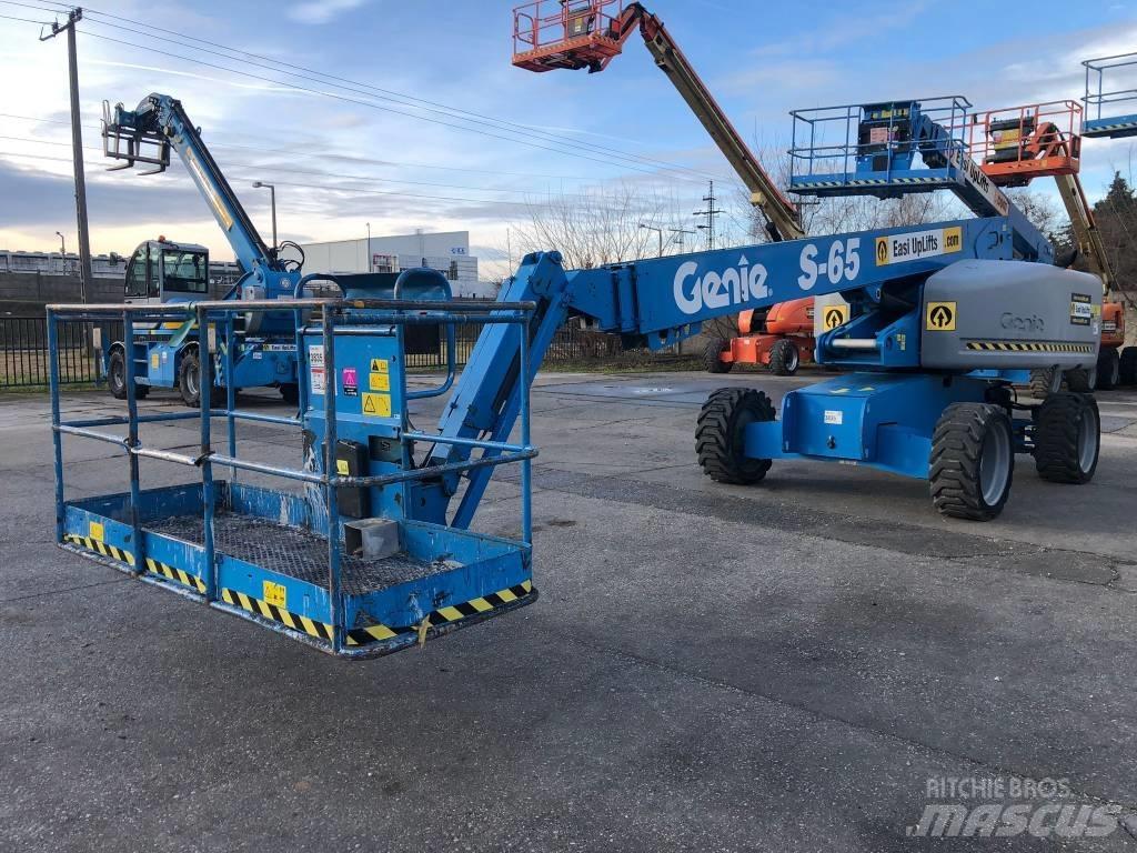 Genie S65 Plataformas con brazo de elevación manual