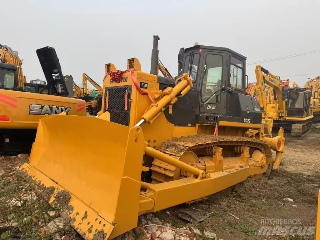 Shantui SD 22 Buldozer sobre oruga