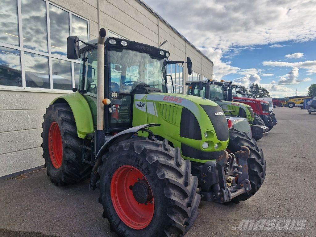 CLAAS Arion 640 Tractores