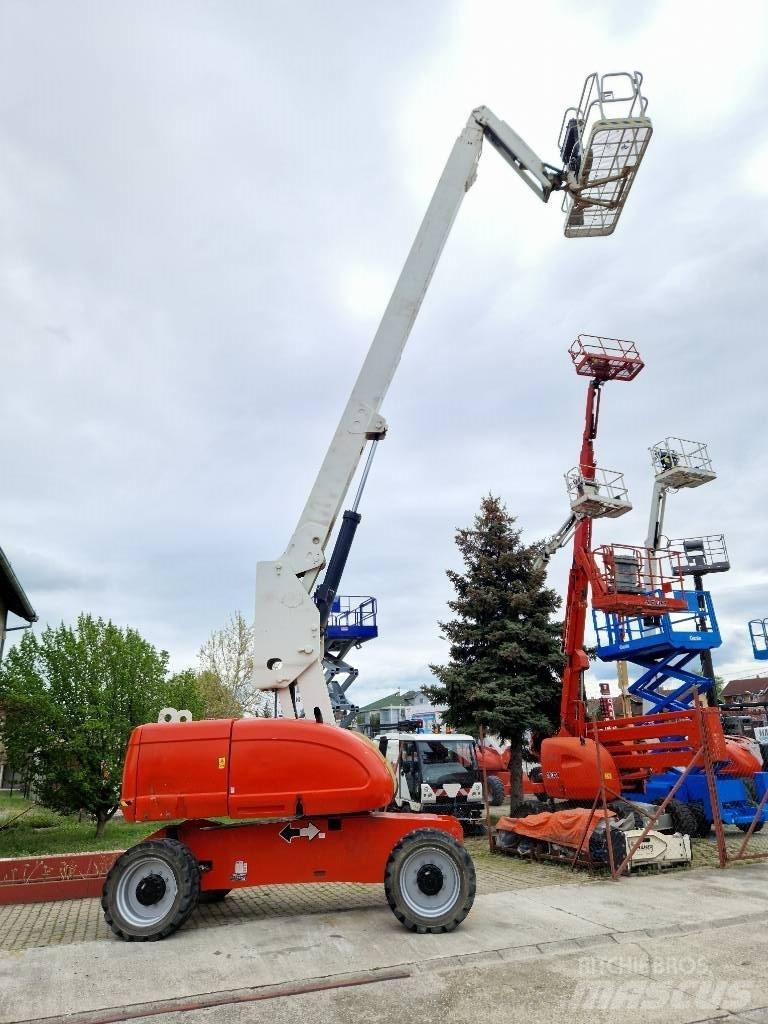 JLG 860 SJ Plataformas con brazo de elevación telescópico