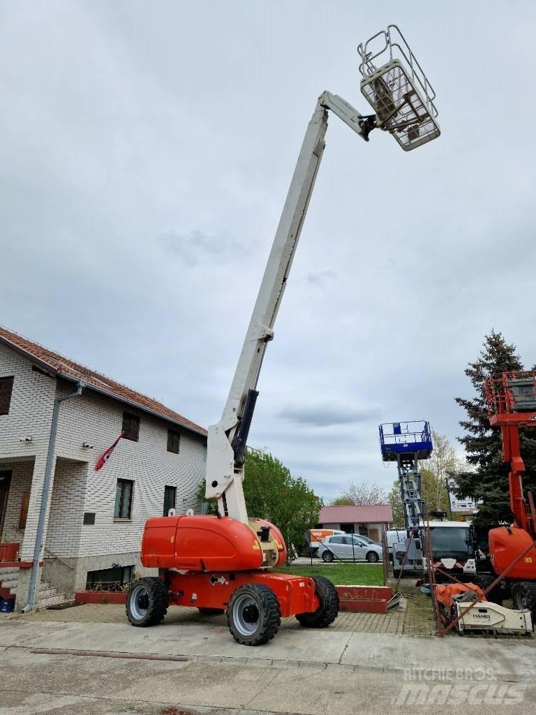 JLG 860 SJ Plataformas con brazo de elevación telescópico