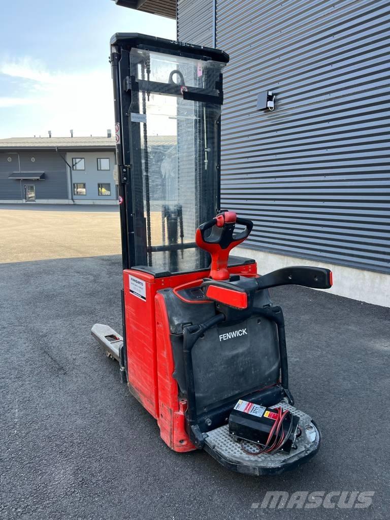 Linde L16AP Apiladoras eléctricos