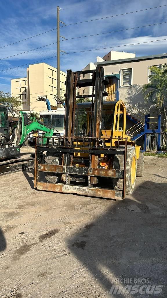 JCB S120 Montacargas todo terreno