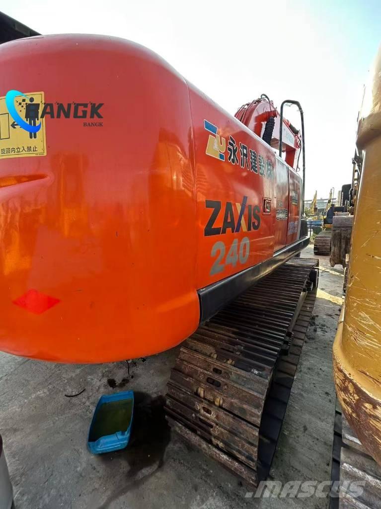 Hitachi ZX 240 Excavadoras sobre orugas