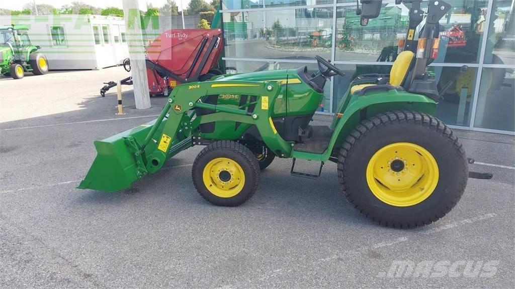 John Deere 3025E Tractores