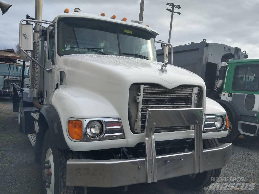 Mack CV 713 Camiones de basura