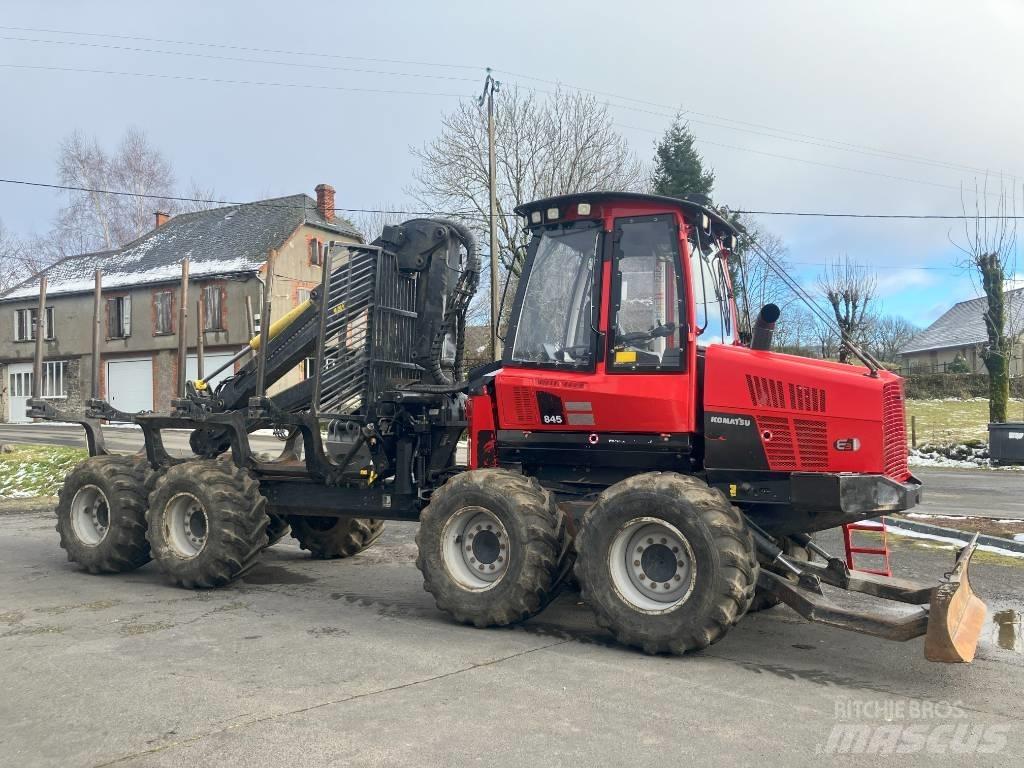 Komatsu 845 Transportadoras