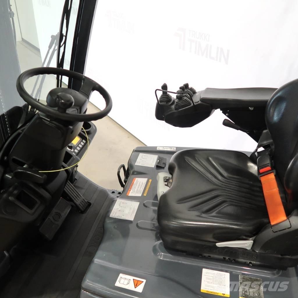 Toyota 8FBEK18T Carretillas de horquilla eléctrica