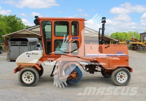 Broce KR350 Barredoras