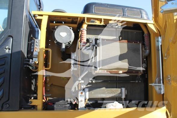 CAT 323FL Excavadoras sobre orugas