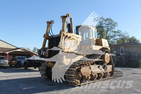 CAT D10R Buldozer sobre oruga
