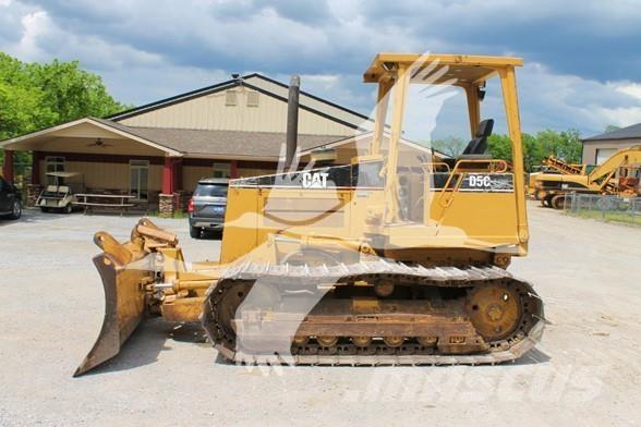 CAT D5C LGP Buldozer sobre oruga