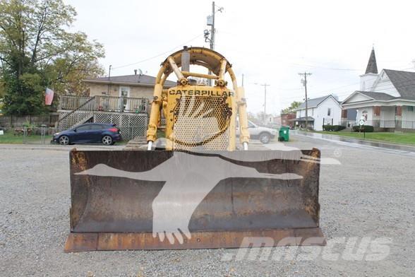 CAT D6C Buldozer sobre oruga