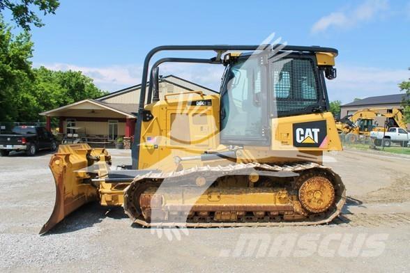 CAT D6K2 XL Buldozer sobre oruga