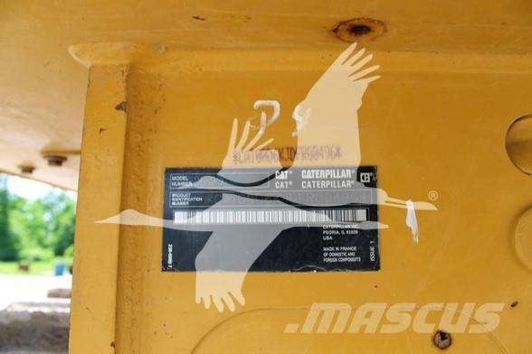 CAT D6K2 XL Buldozer sobre oruga