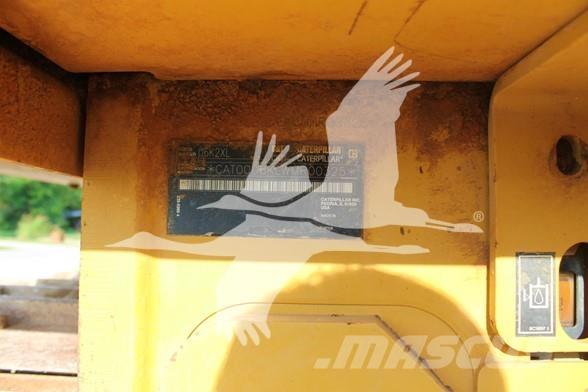 CAT D6K2 XL Buldozer sobre oruga