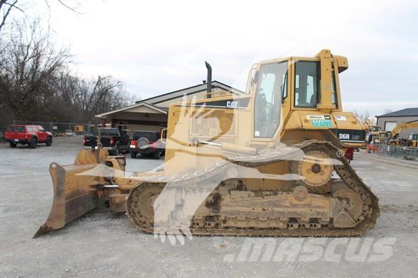 CAT D6N LGP Buldozer sobre oruga
