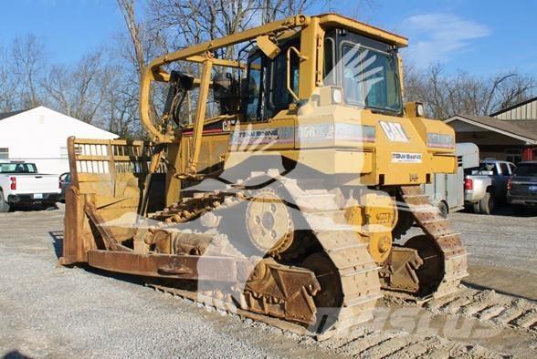 CAT D6R XL Buldozer sobre oruga
