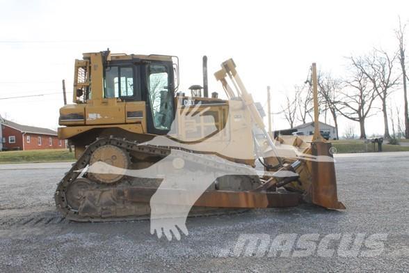 CAT D6R XL III Buldozer sobre oruga