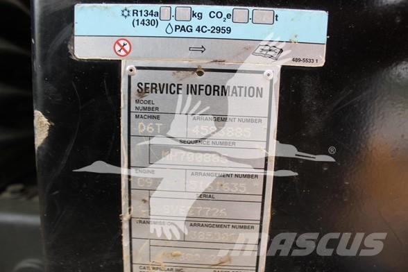 CAT D6T Buldozer sobre oruga