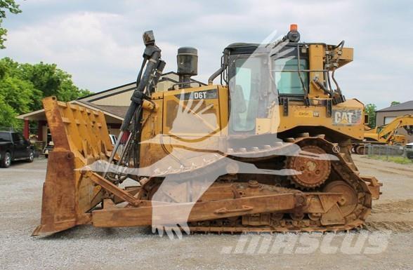CAT D6T Buldozer sobre oruga