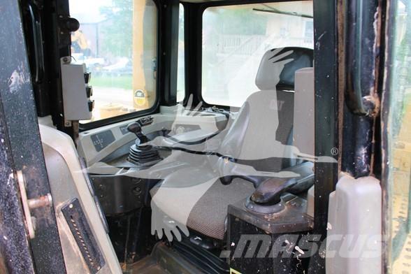 CAT D6T Buldozer sobre oruga