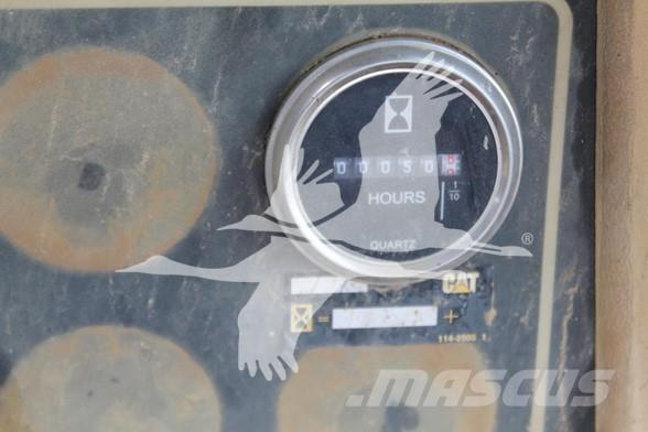 CAT D7H Buldozer sobre oruga