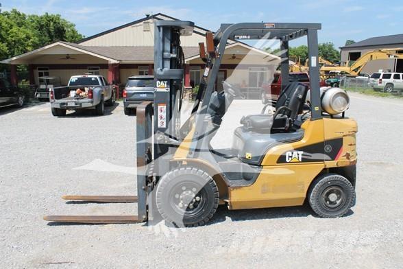 CAT GP25N Camiones diesel