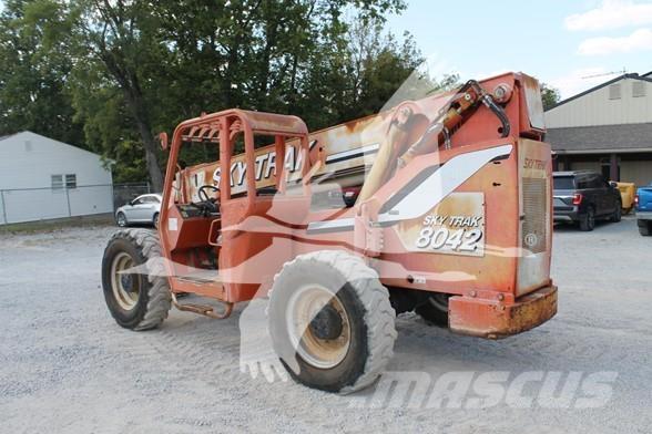 SkyTrak 8042 Carretillas telescópicas