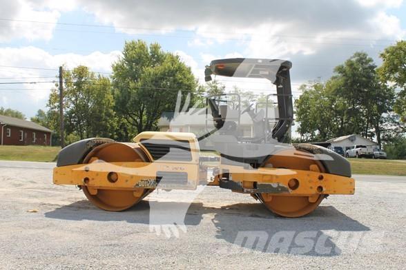 Volvo DD118HFA Rodillos de un solo tambor