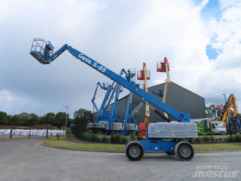 Genie S 85 Plataformas con brazo de elevación telescópico