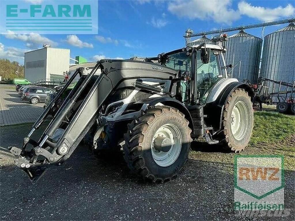 Valtra t215d Tractores