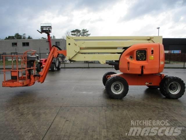 JLG 450AJ (118) Plataforma elevadora autopropulsada