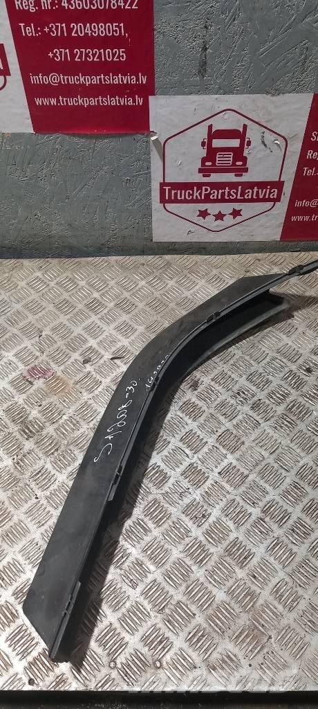 Scania 94 D.   1429394 Cabinas