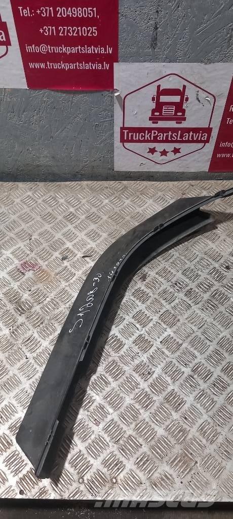 Scania 94 D.   1429394 Cabinas