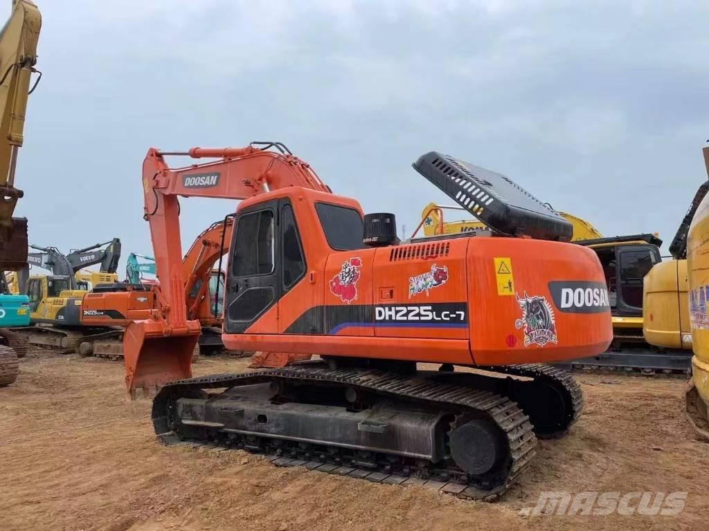 Doosan 220-7 Excavadoras sobre orugas