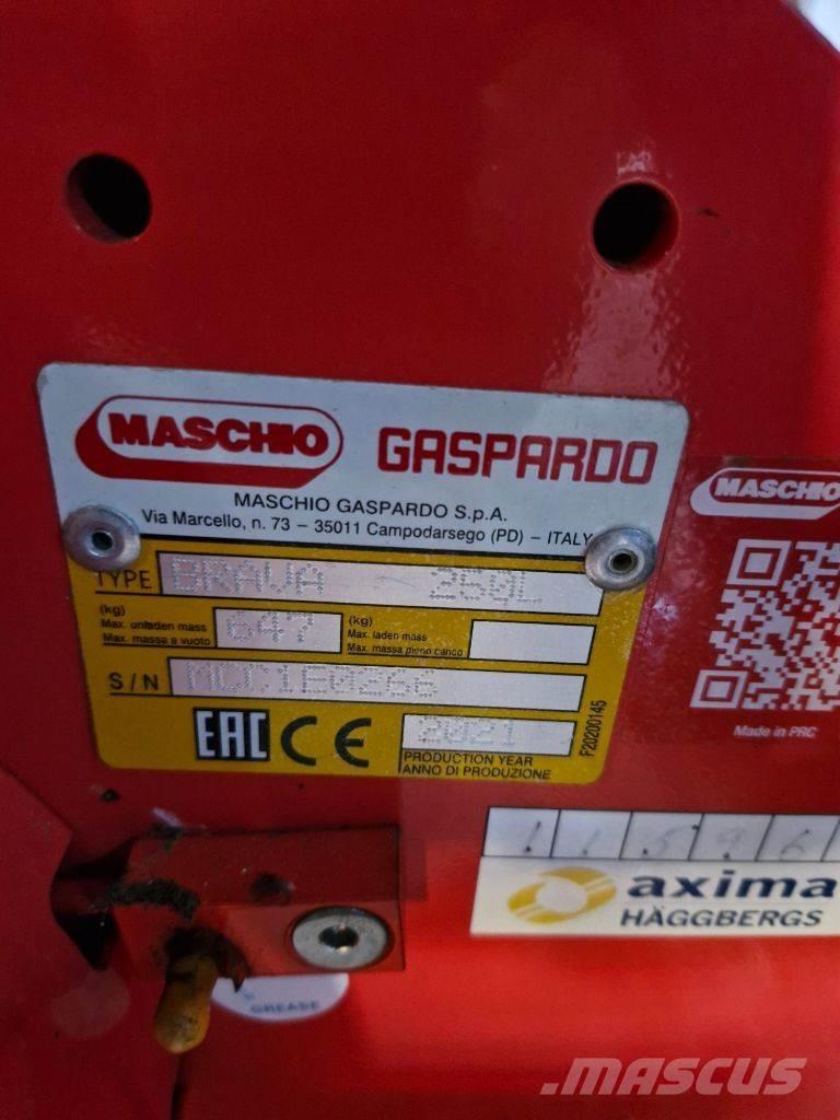 Maschio NY l250 Segadoras y cortadoras de hojas para pasto