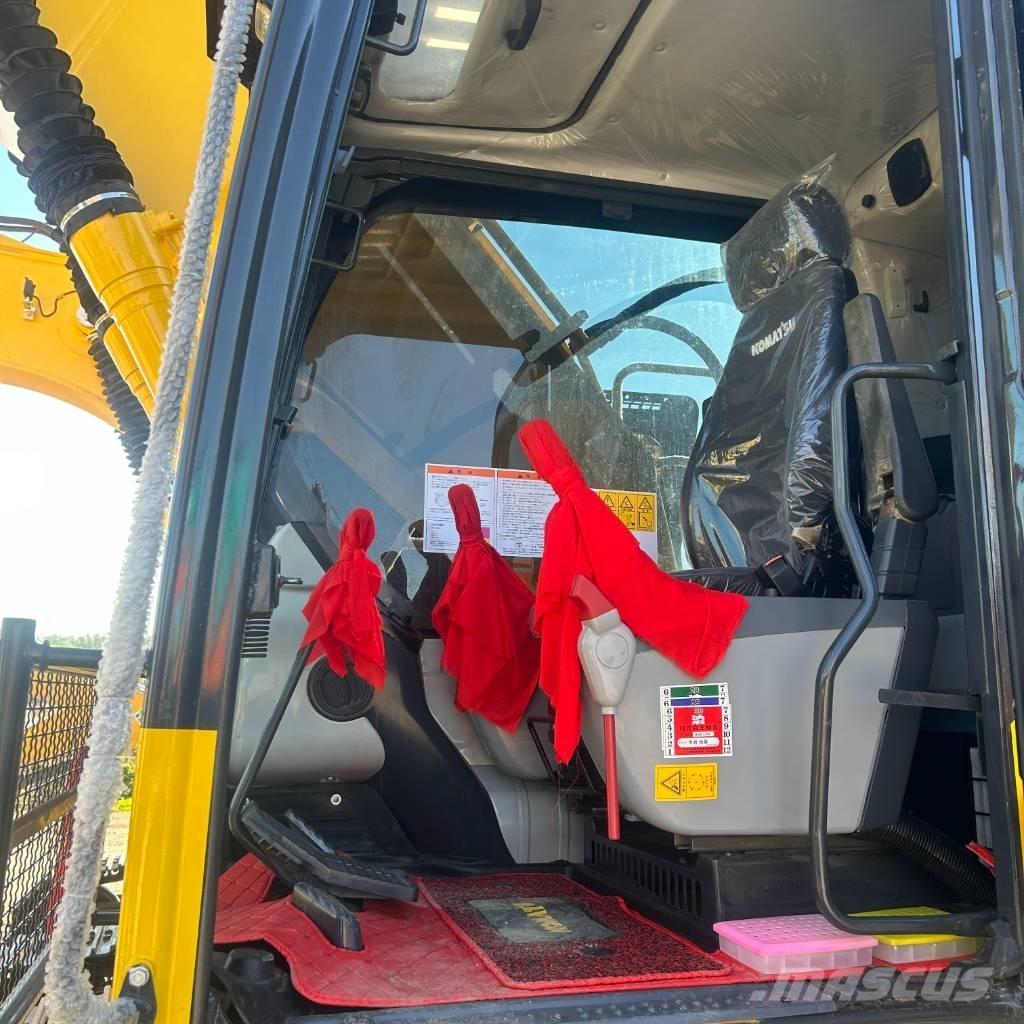 Komatsu PC 220 Excavadoras sobre orugas