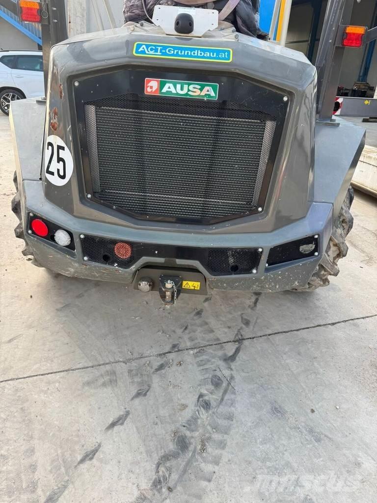 Ausa D 601 Vehículos compactos de volteo