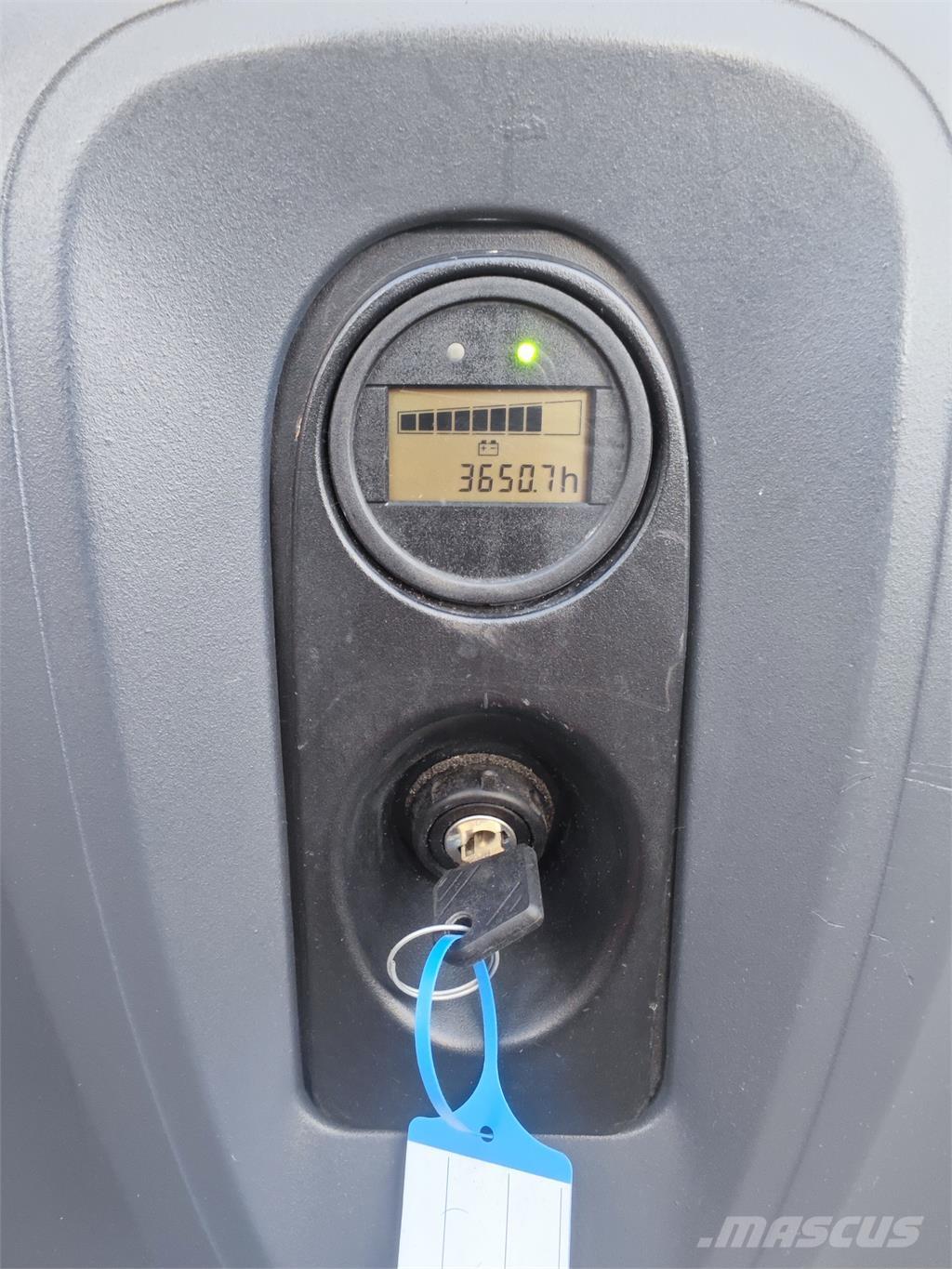 Linde L 12 Apiladoras eléctricos